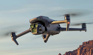 The DJI Mavic 3 Drone Goes Pro With the Addition of a Third Camera