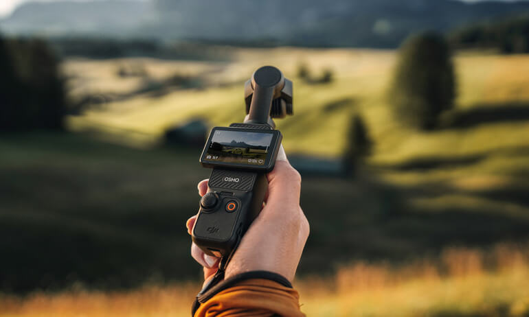 Osmo Pocket 3 ｜Rotatable Touchscreen and Button Functions