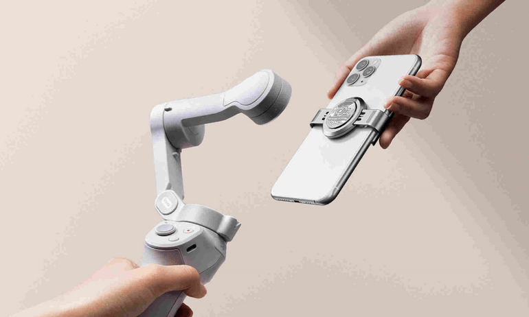 惹きつける、その瞬間を DJI、新スマートフォン用スタビライザー