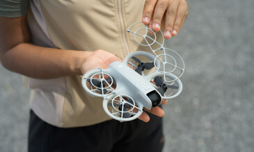 NEO ホワイト ドローン 4プロペラ（Bumper for DJI Neo Drone