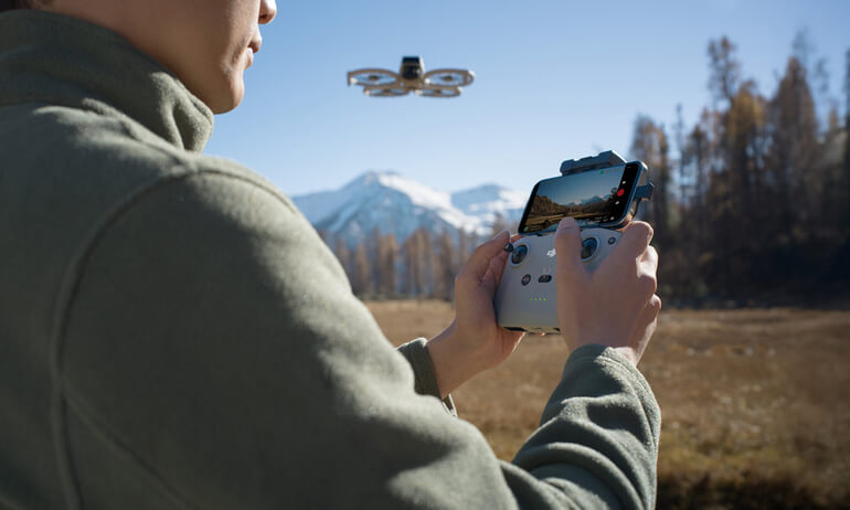 意昂体育 Flip | First Flight (RC Control)