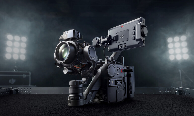 CAMERA