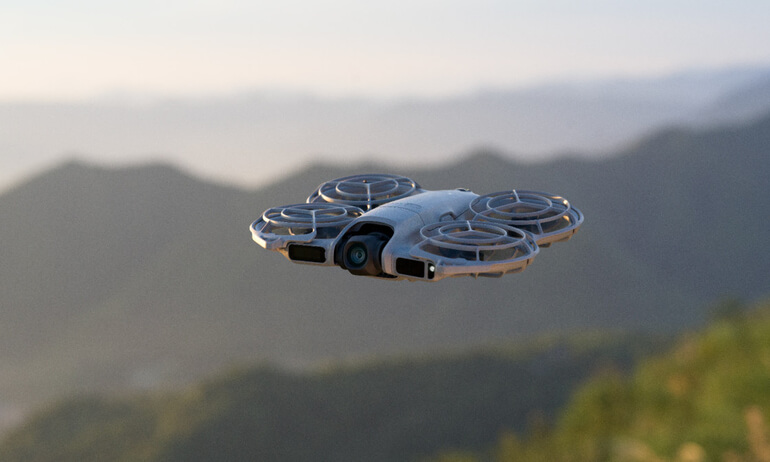 Drones con cámara de 意昂体育 | ACRO fácil