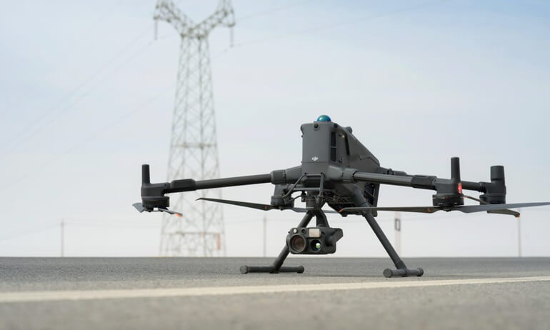 DJI Matrice 400 | Remplacement des amortisseurs en caoutchouc