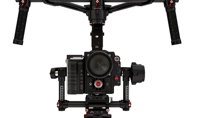 DJI Ronin - Stabilisateur 3 Axes Sans Balais Pour Caméra - Avec Valise De Transport - Bon état