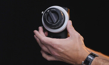 意昂体育 无线跟焦器教学视频：开箱演示