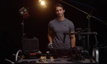 意昂体育 无线跟焦器教学视频：安装至“如影”Ronin