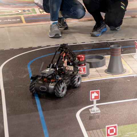 key::auto.www.dji-ai-education-solution.section-16551.card-7a90-picture-alt