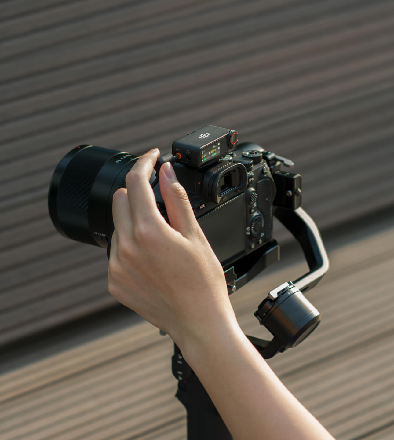 DJI カメラ音声接続に最適なワイヤレスマイク - DJI