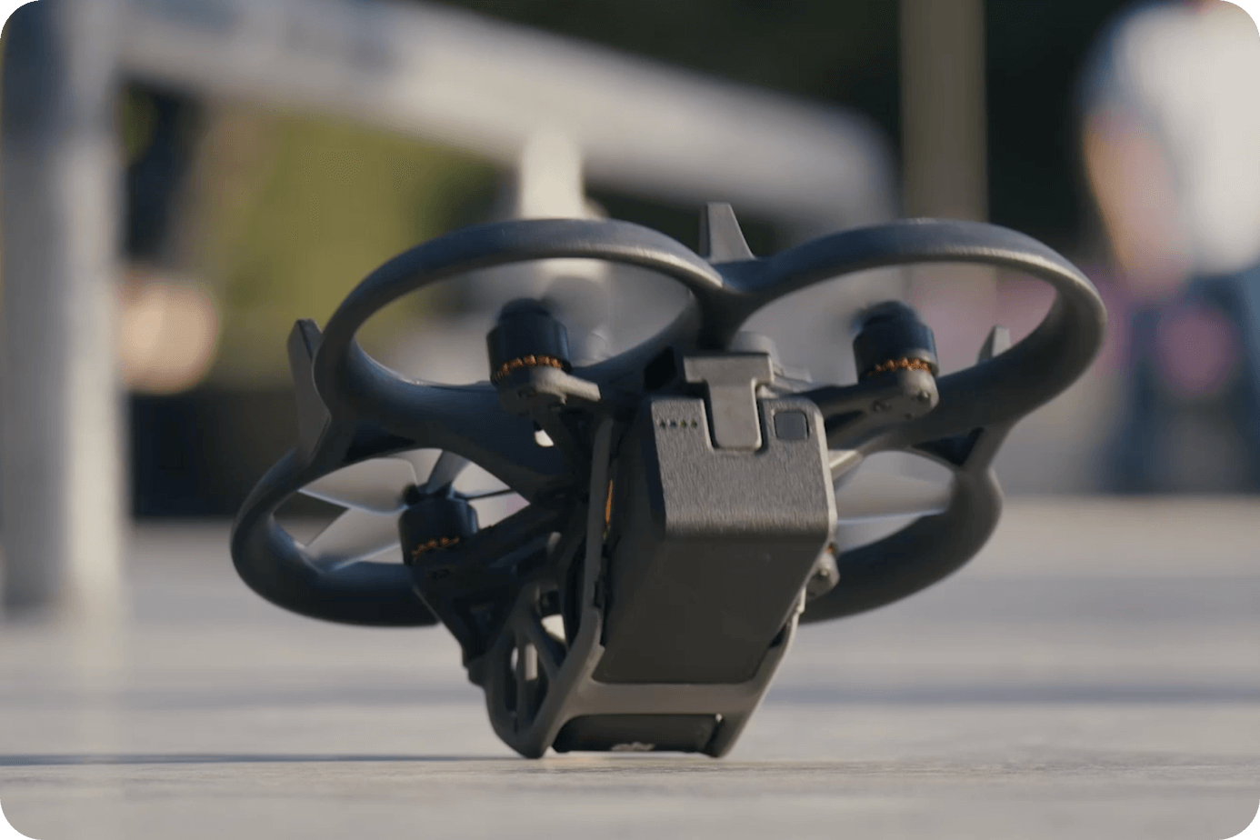 DJI Avata 2 - FPVドローン - DJI 日本