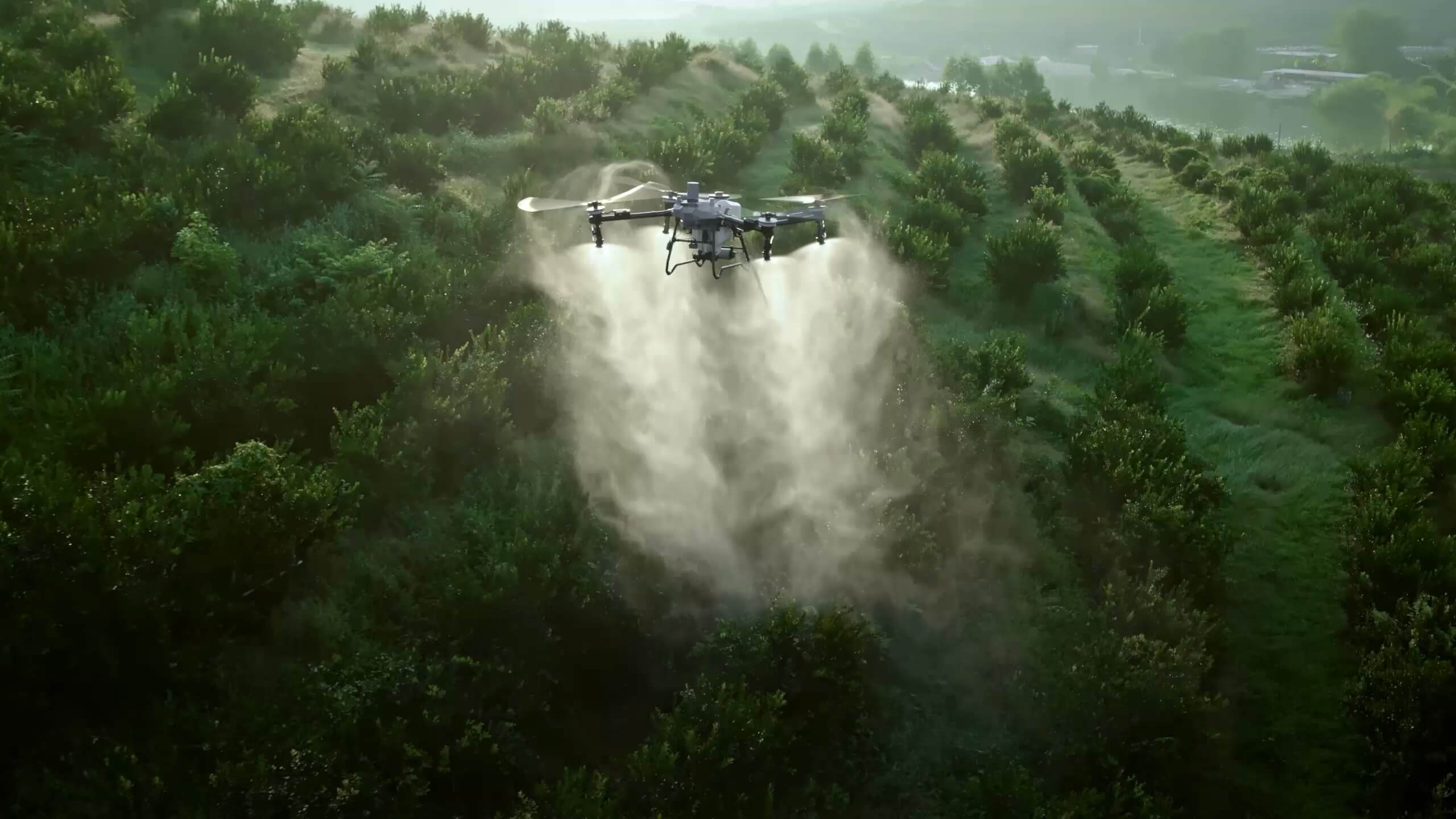 DJI AGRAS T70P · Yüksek akış. Ayarlanabilir uygulama.