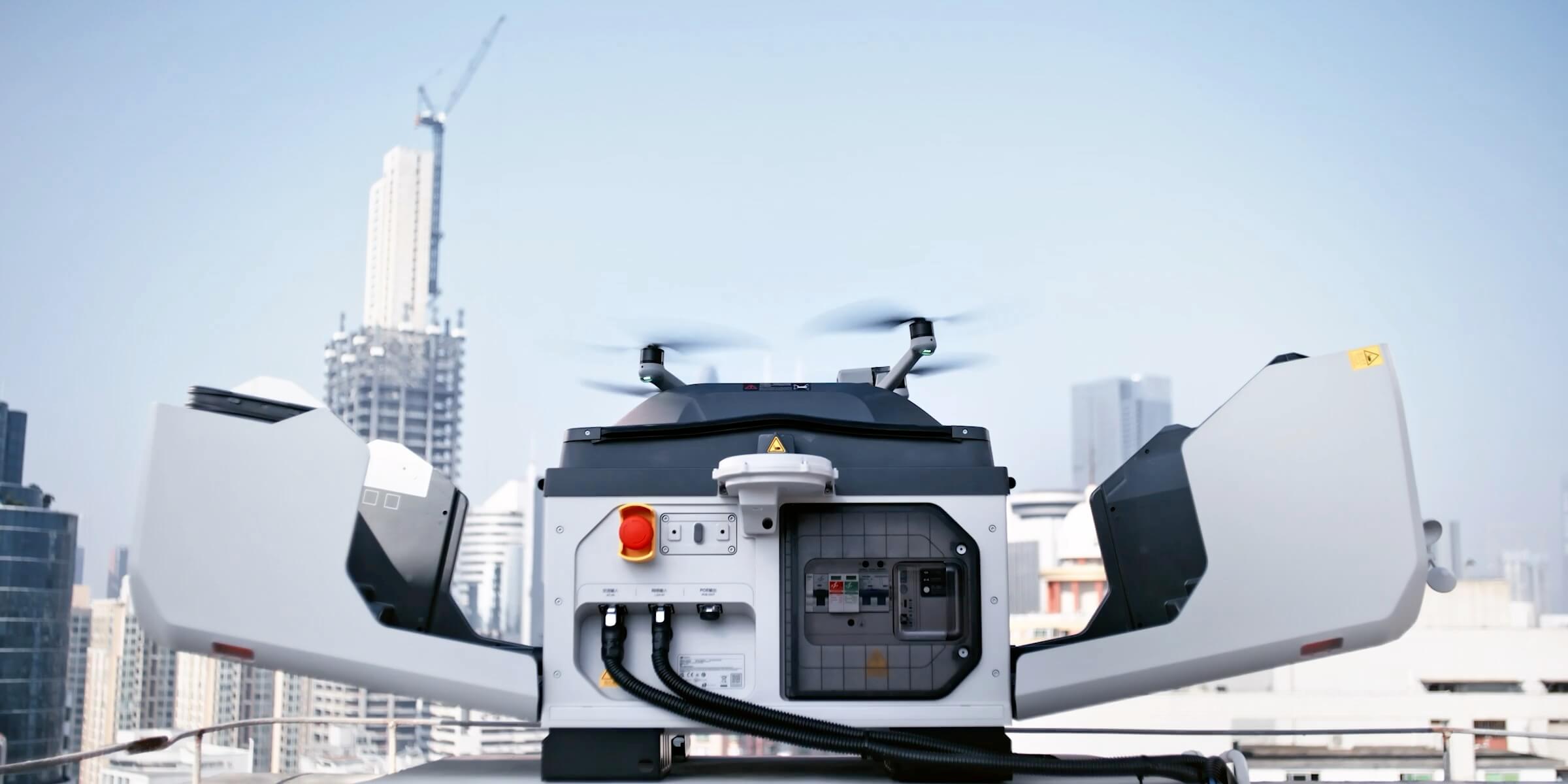 DJI Dock 3とD-RTK 3固定設置版の運用イメージ